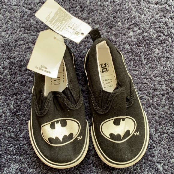 New GAP Batman slip on shoes. - Picture 4 of 4